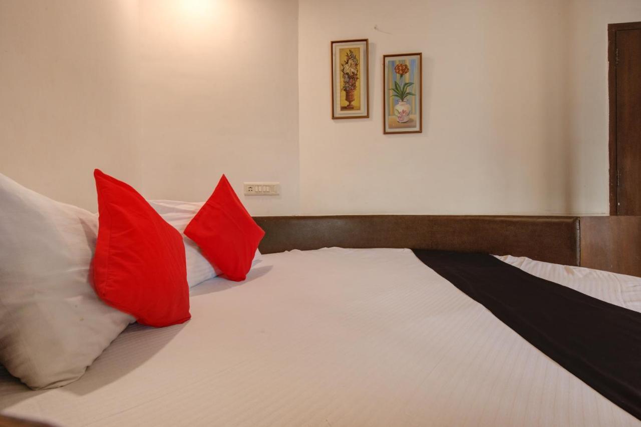 Capital O 77295 Hotel Bansidhar Bhuvan Bombaj Zewnętrze zdjęcie