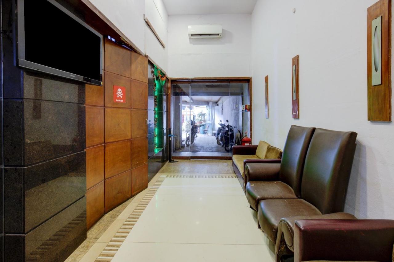 Capital O 77295 Hotel Bansidhar Bhuvan Bombaj Zewnętrze zdjęcie