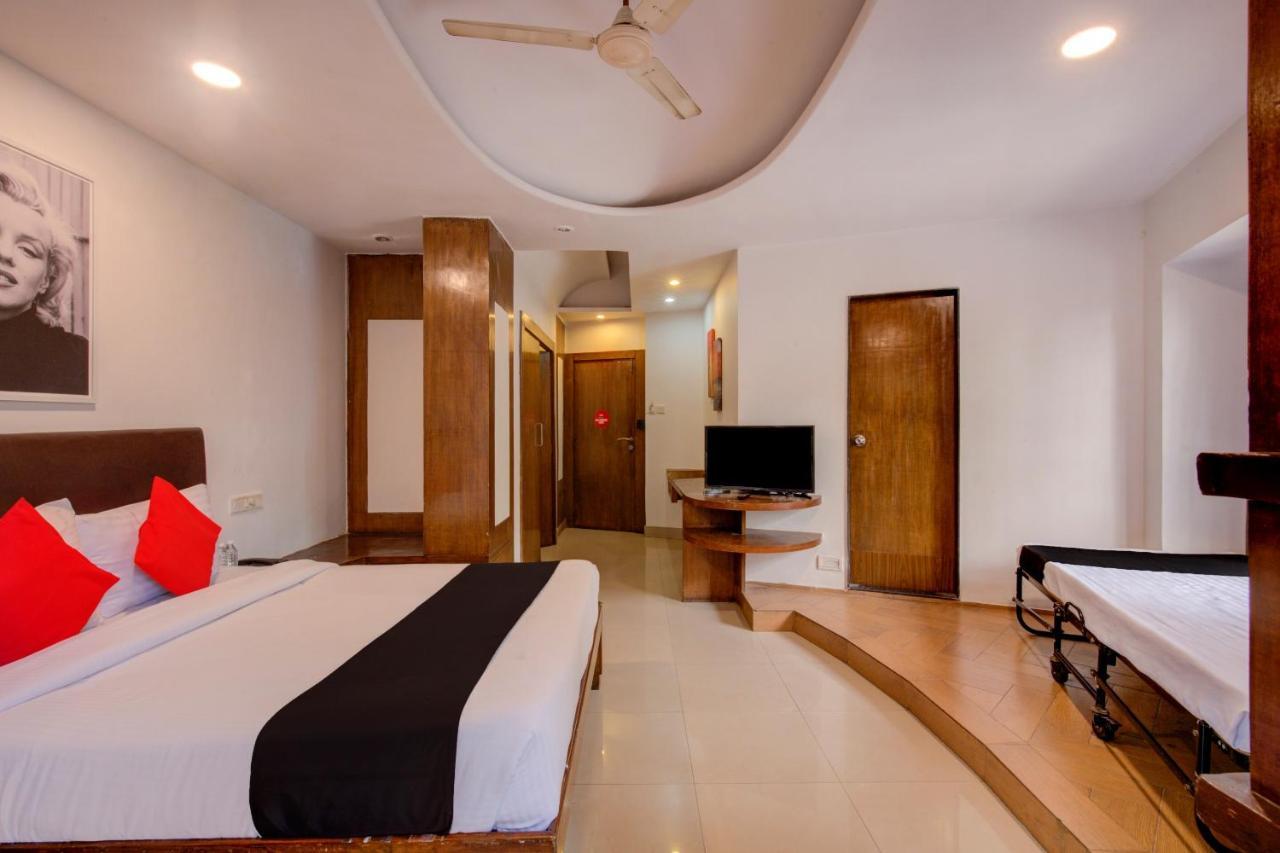 Capital O 77295 Hotel Bansidhar Bhuvan Bombaj Zewnętrze zdjęcie